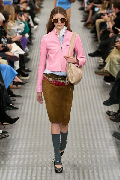 Look 62